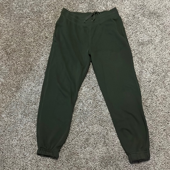 Goodfellow & Co. - Picture 1 of 2